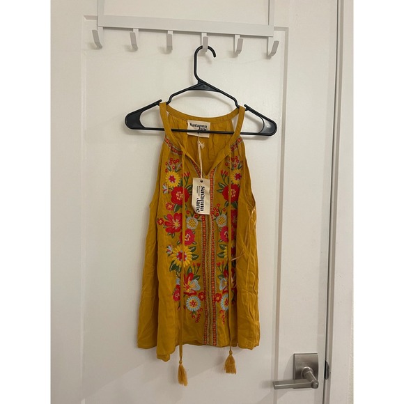 Tops - Savanna Jane NWT Gold Embroidered Boho Tank Top Summer Indie